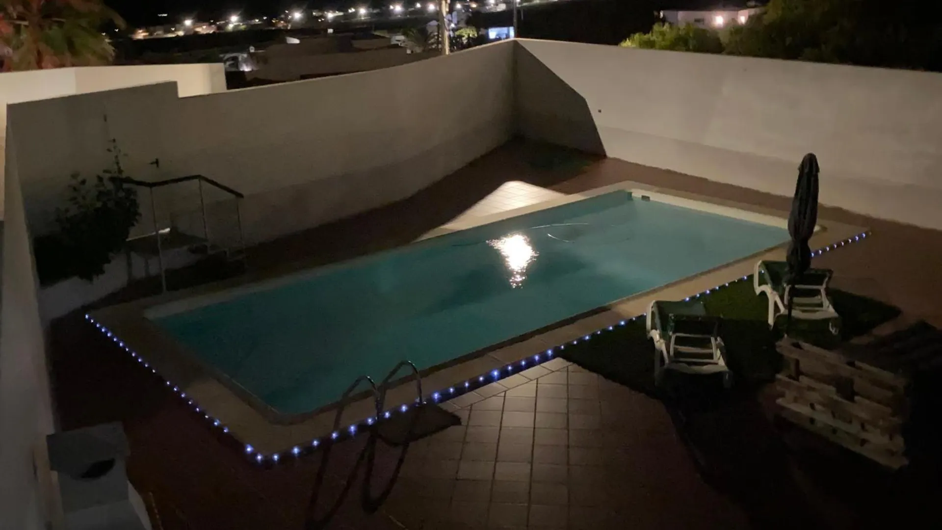 Oasis House Apartment Nazaret 0*,